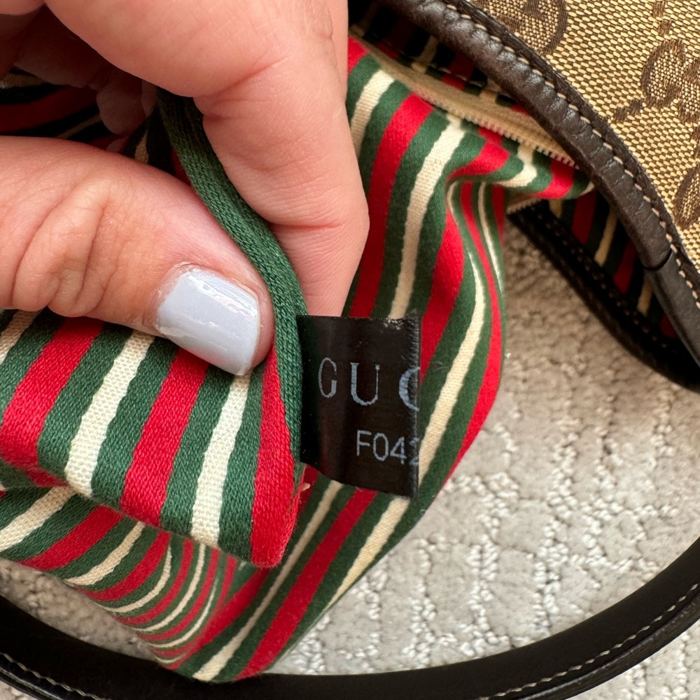Vintage Gucci Medium Canvas Hobo Bag - Picture 9 of 12